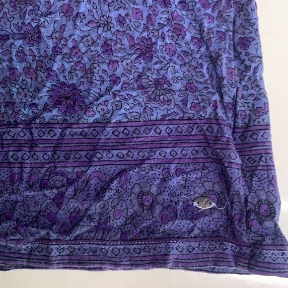 AEO sleeveless floral purple blue muscle tank medium blue women’s - Picture 3 of 5